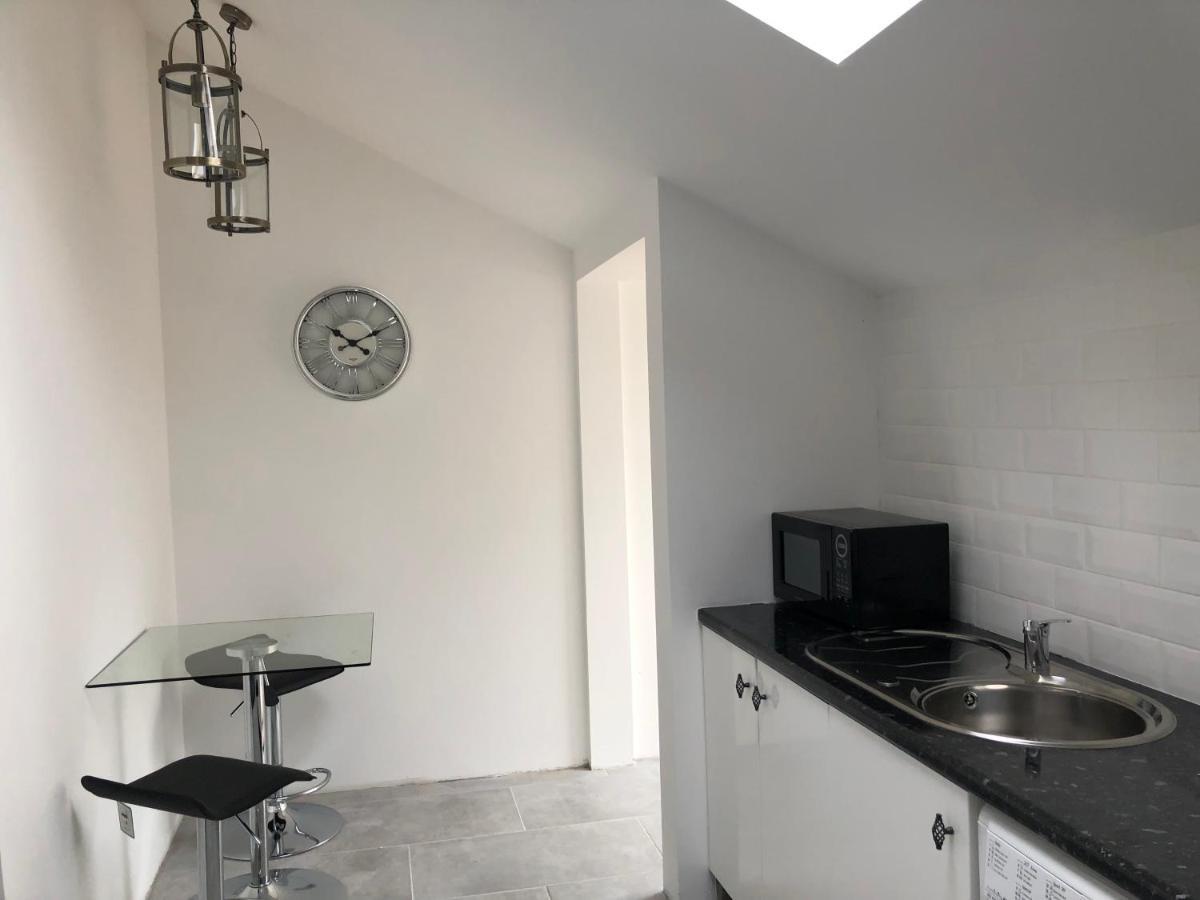 Beith Grooms Cottage Outside Hot Tub מראה חיצוני תמונה